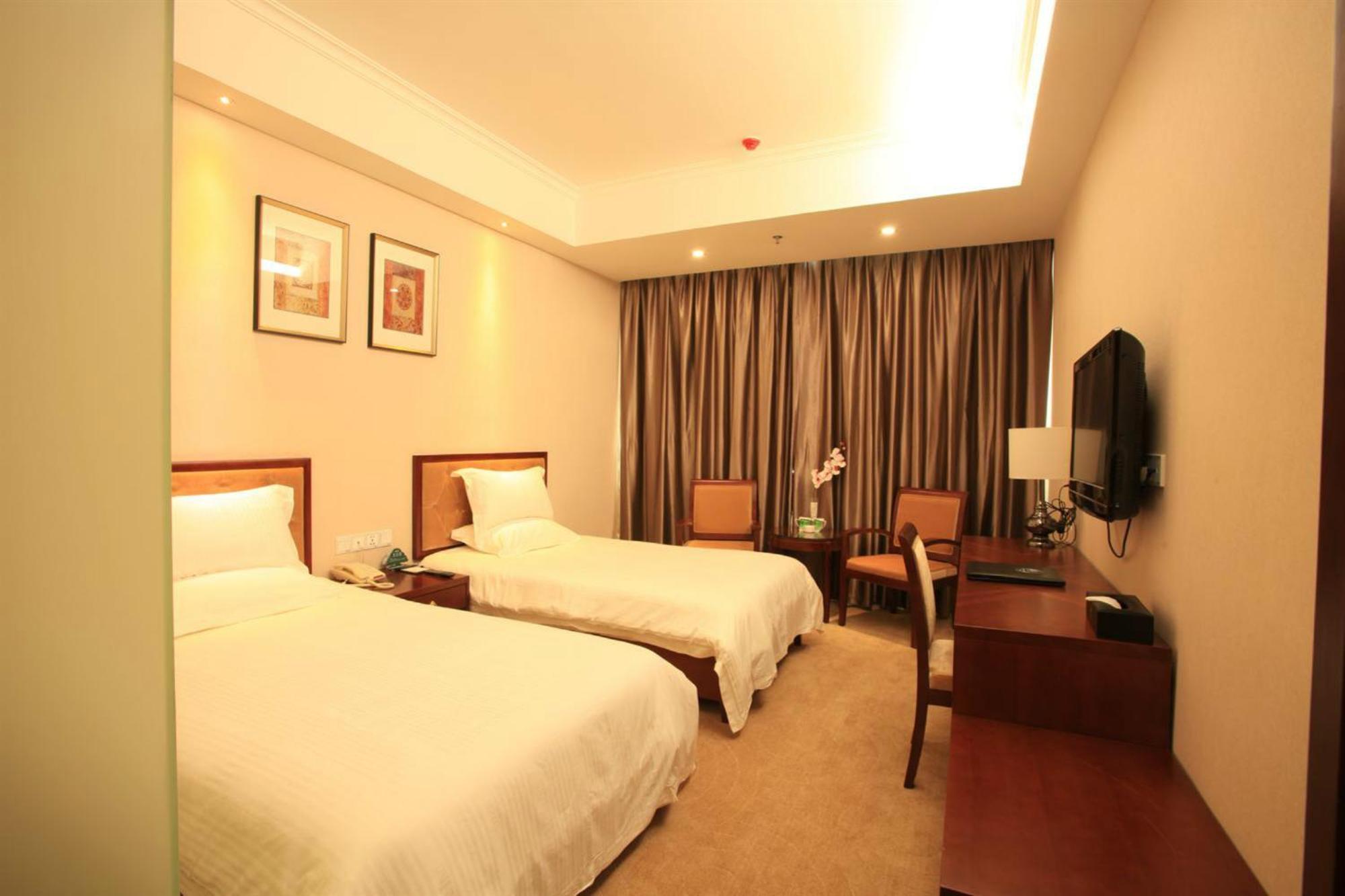 Greentree Inn Beijing Daxing Huangcun Qingyuan Road Metro Station Express Hotel Exteriör bild