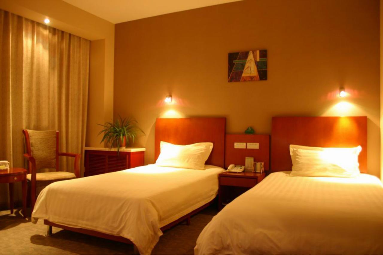 Greentree Inn Beijing Daxing Huangcun Qingyuan Road Metro Station Express Hotel Exteriör bild